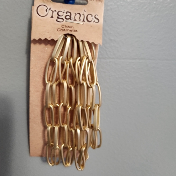 Gold Chain - Picture 5 of 5